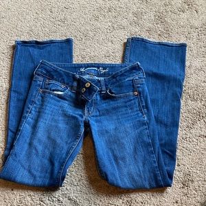 American Eagle double button jeans size 6